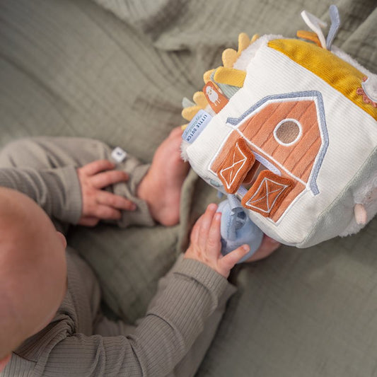 Cubo de actividades fofinho - Little Farm