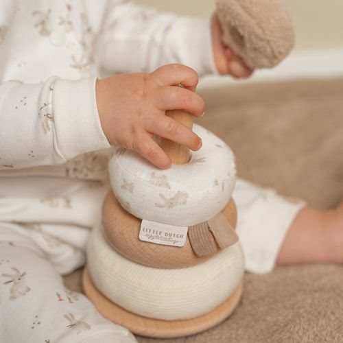 Anéis de Empilhar Fofos - Baby Bunny