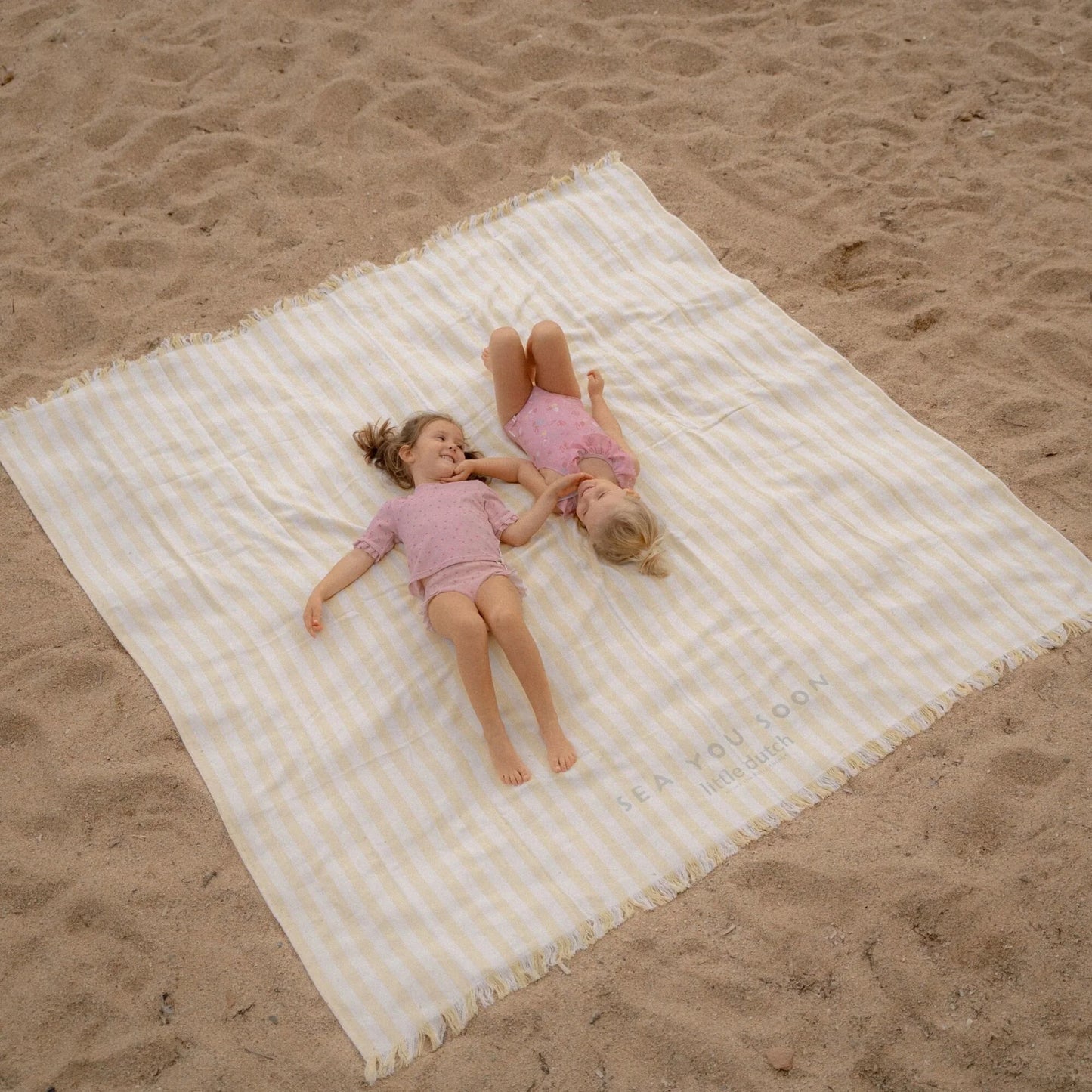 Toalha de Praia - Beach Sunny Yellow | Little Dutch