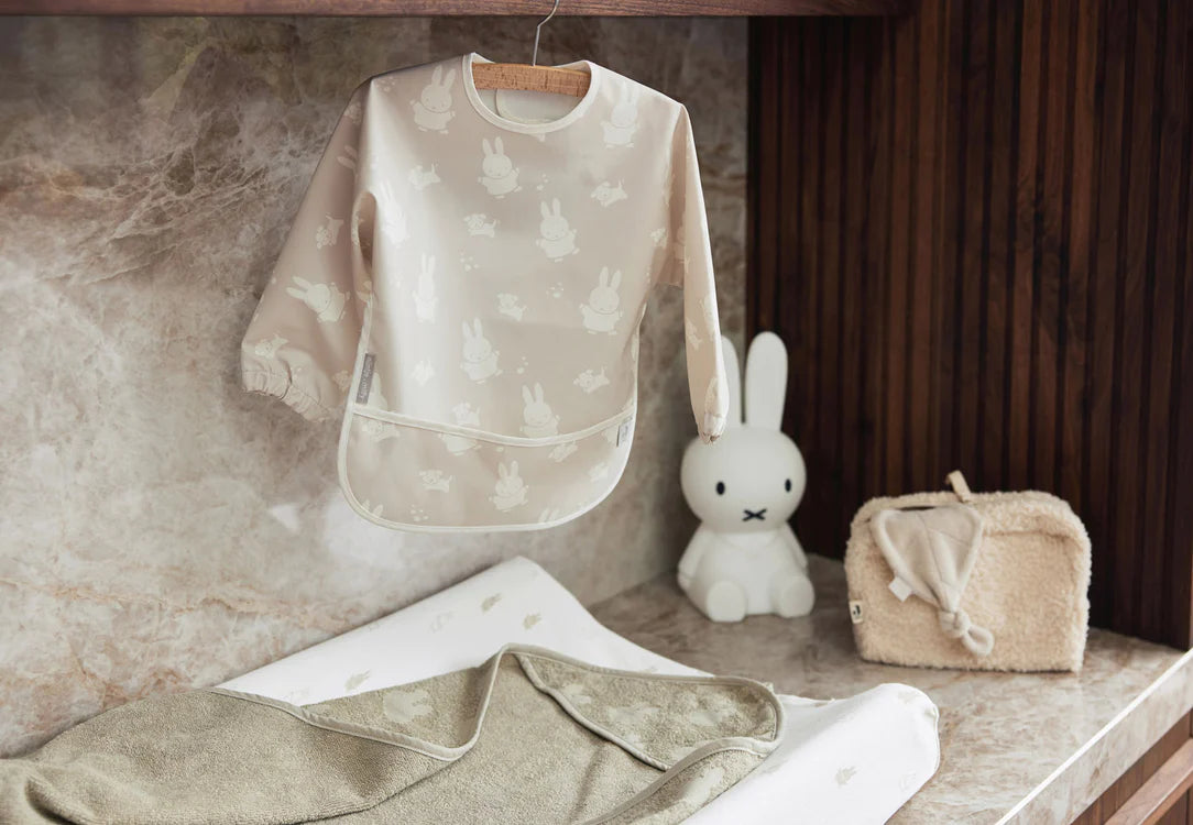 Babete com mangas - Miffy & Snuffy - Nougat