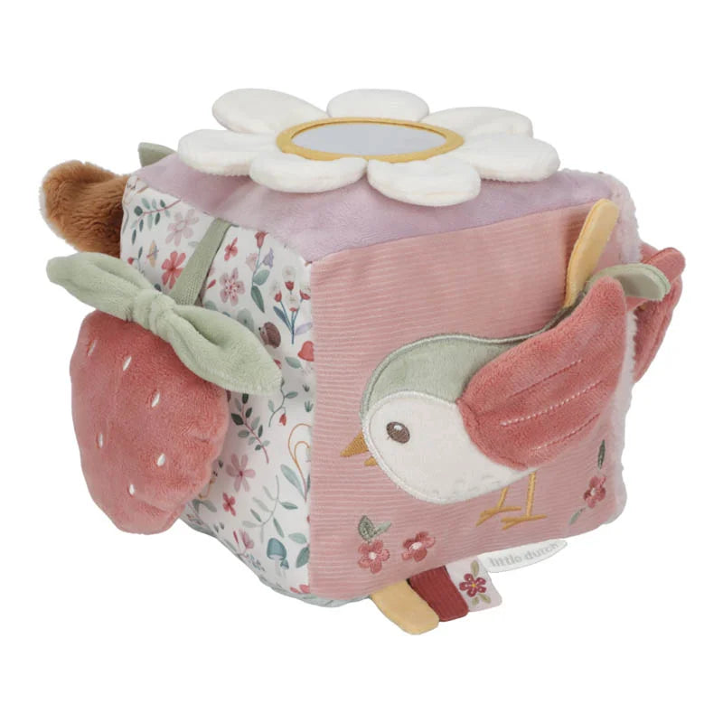 Cubo de actividades fofinho - Fairy Garden