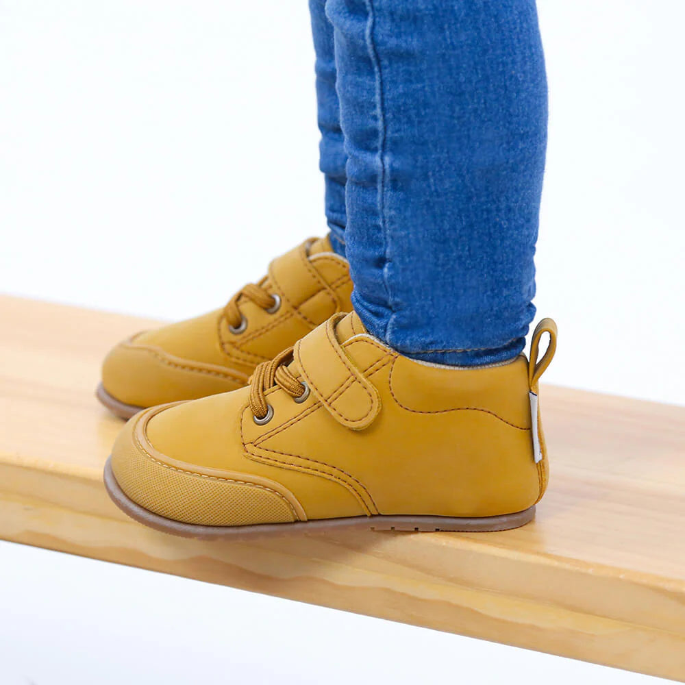 Botas Albaida Feroz AW24 - Mostarda | Microfibra Nobuck