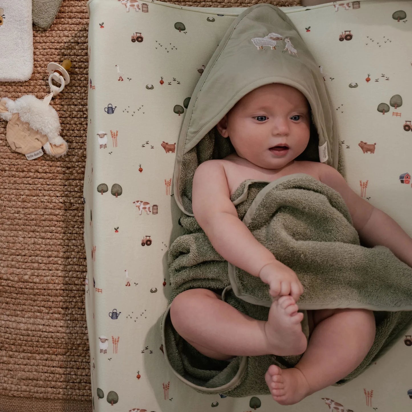 Toalha de Banho com Capuz Little Farm 75x75 | Little Dutch