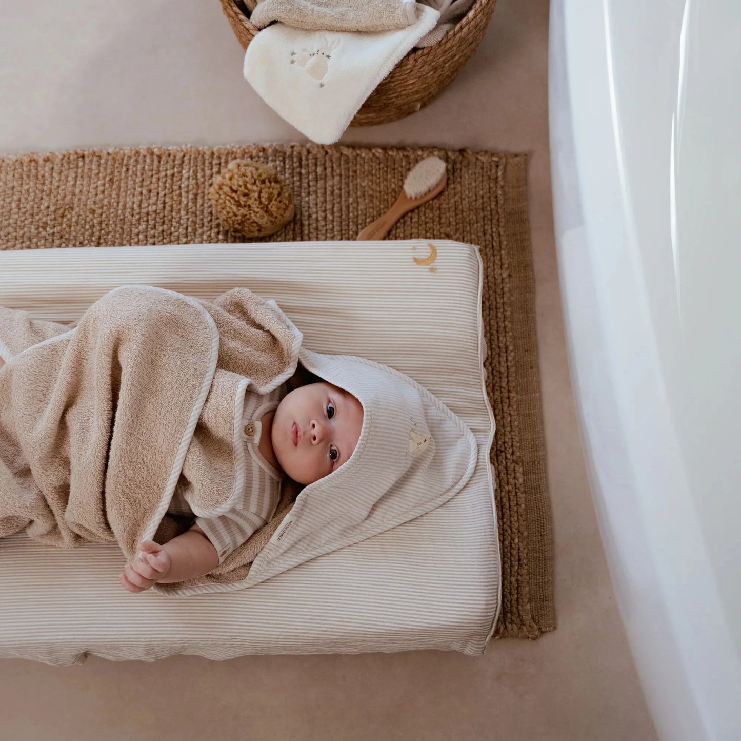 Toalha de Banho com Capuz Baby Bunny 75x75 | Little Dutch