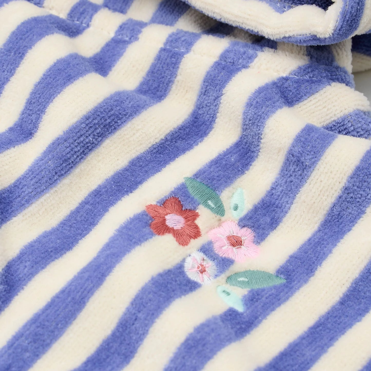 Poncho de Praia - Dreamy Purple Stripe | Little Dutch.