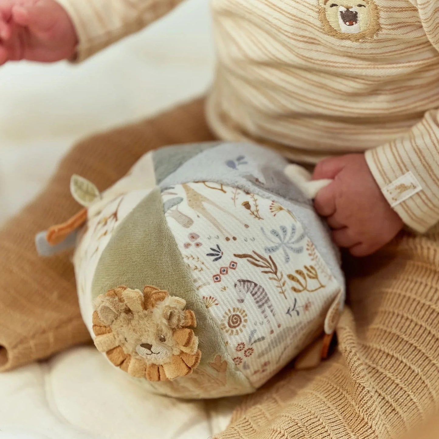Bola de Actividades Macia - Safari Friends | Little Dutch