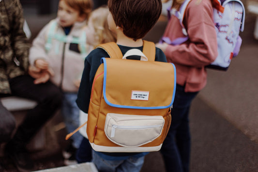 Mochila Escolar - Mini Honey.