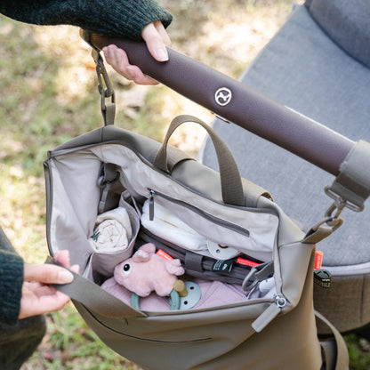 Mochila de Maternidade - Taupe | Done by Deer