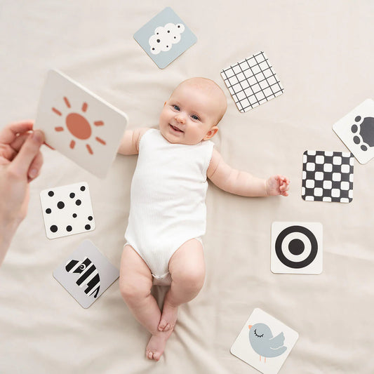 Cartões de Contraste Bebé - Deer Friend | Done by Deer