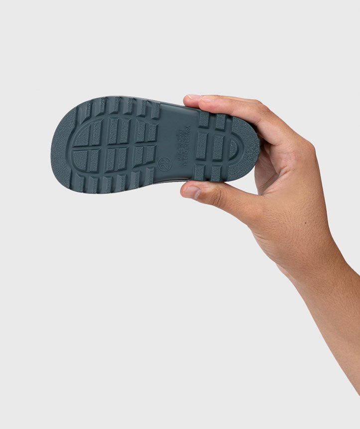 Igor - Galochas Verona - Petróleo