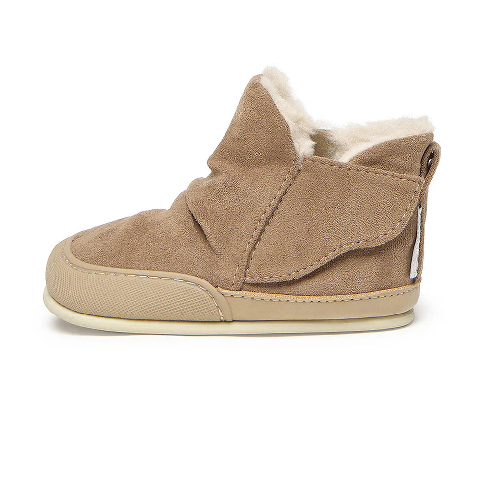 Botas Chelva Feroz - Pedra