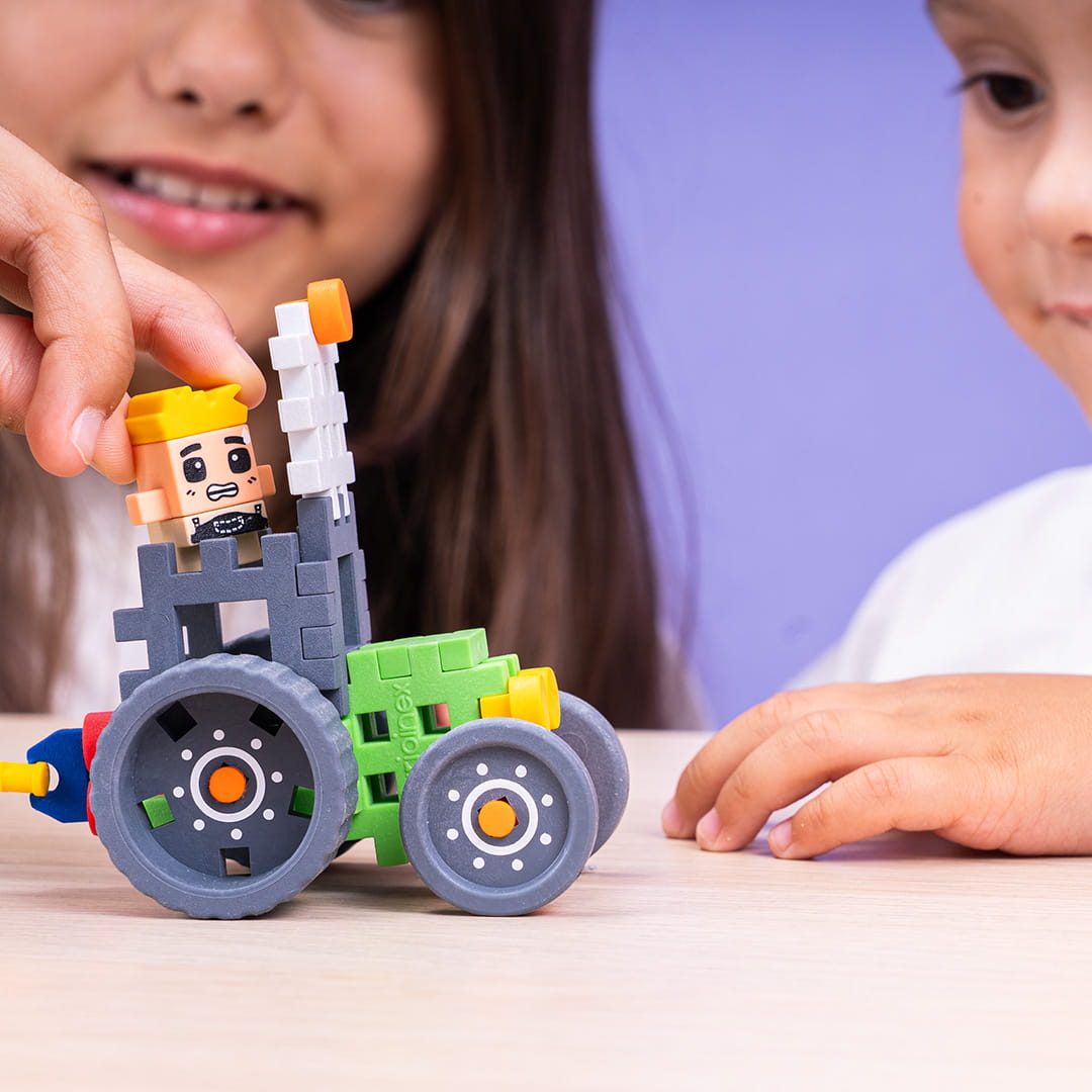 Marioinex - Mini Waffle Farmer Tractor With Sprayer